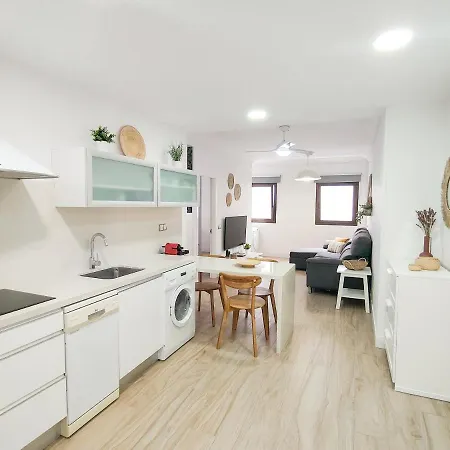 Almeida Deluxe - 200 Metres From Canteras Appartement Las Palmas